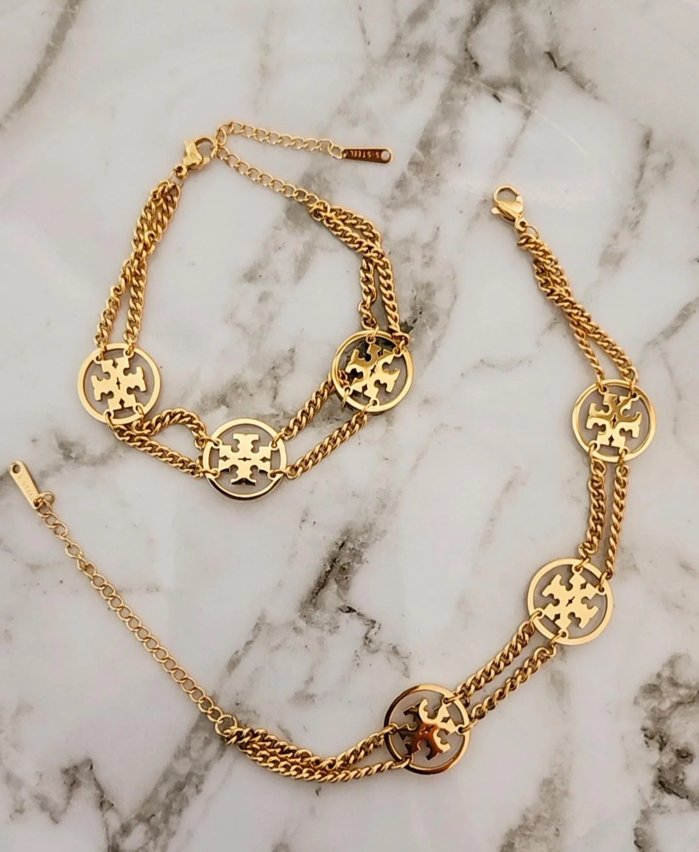B/ Bracelet
