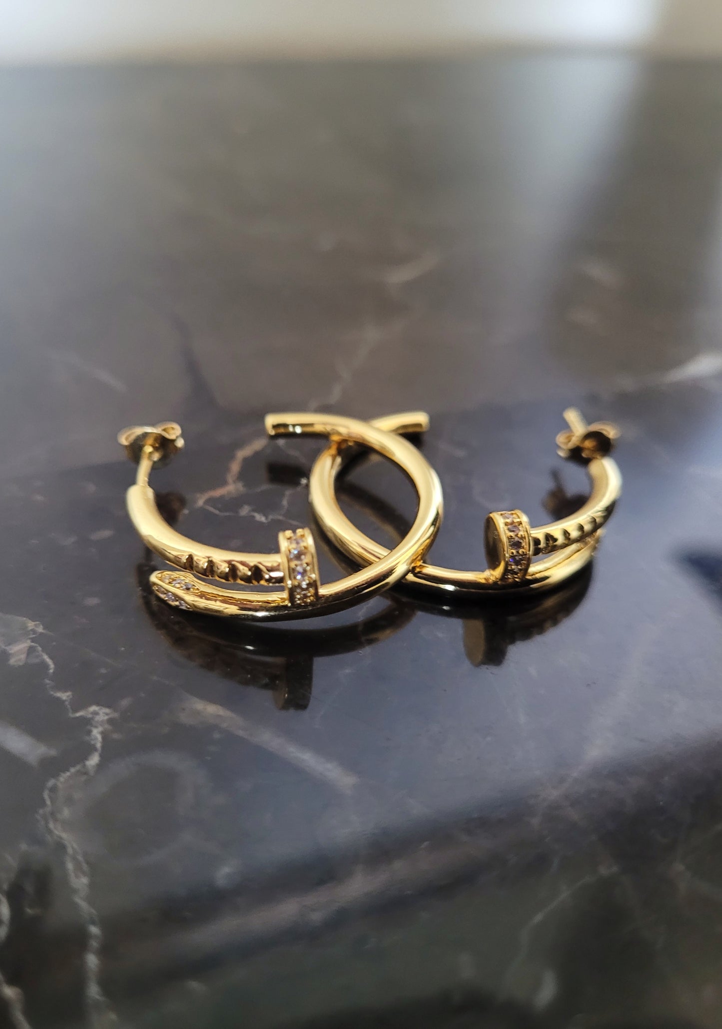 Nail /Earrings