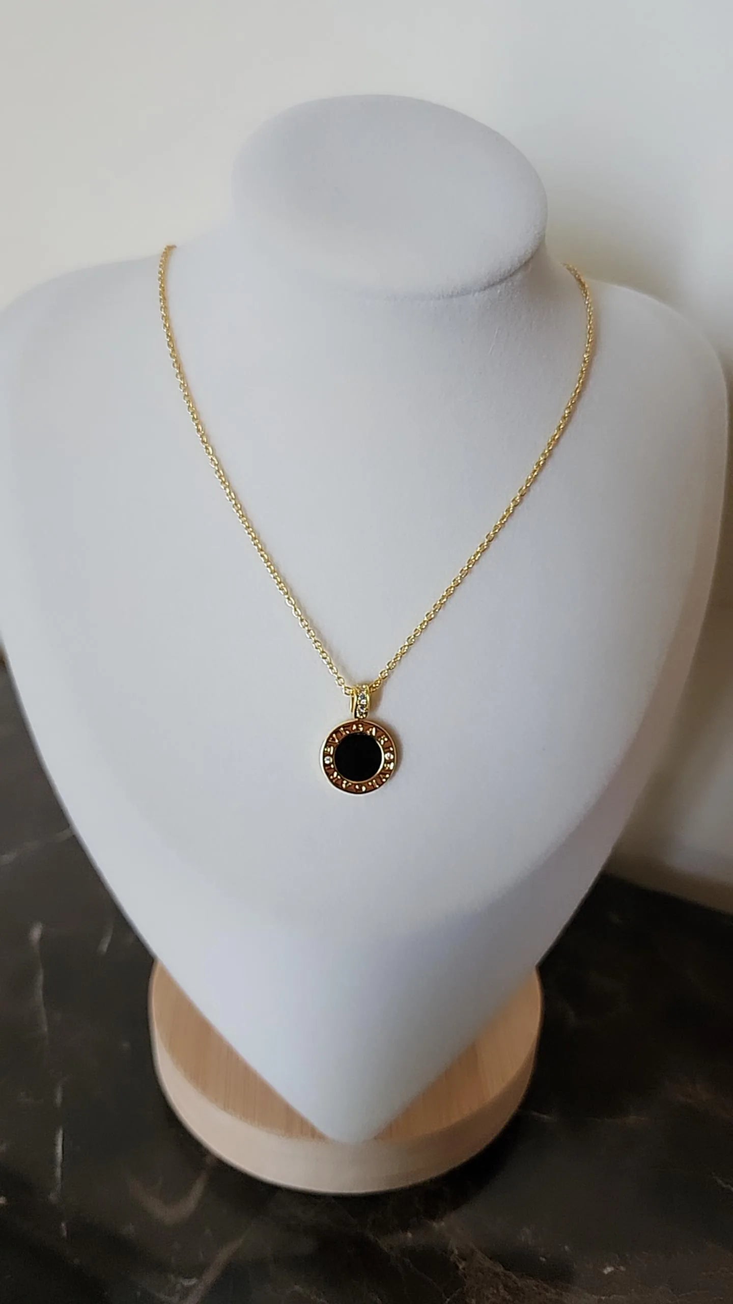 BVL/Knitted Necklace