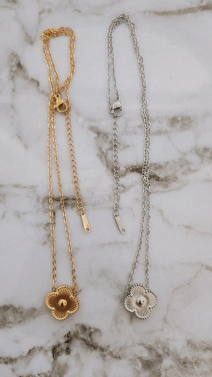 Classic  Clover   Necklace
