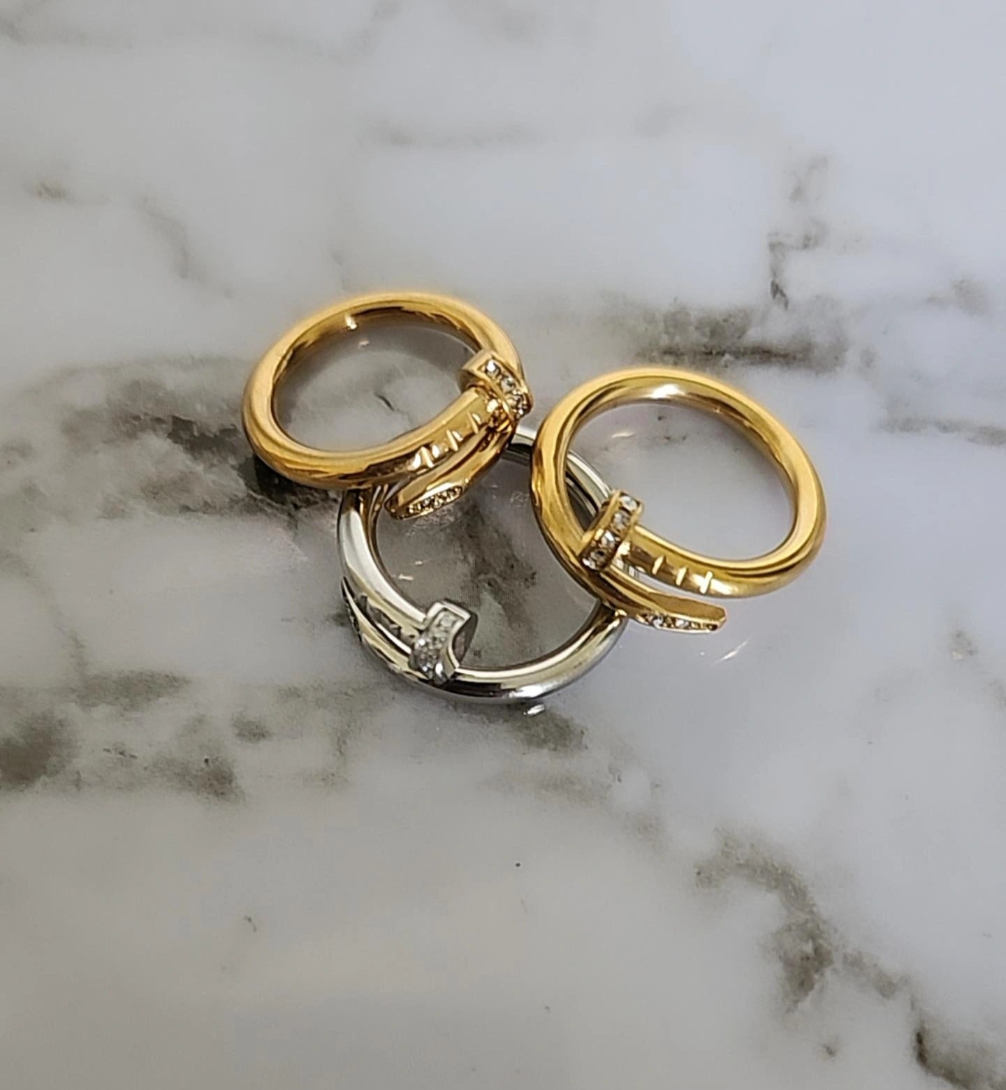 Nail Ring with stone