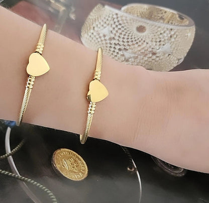 Heart  Cahrm  Bracelet