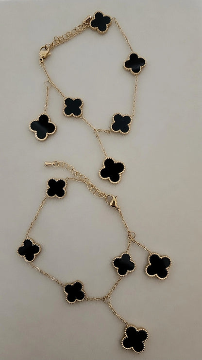 Clover Pendant Bracelet
