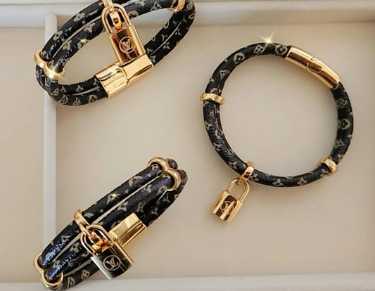 L/V 2 Leather Bracelet